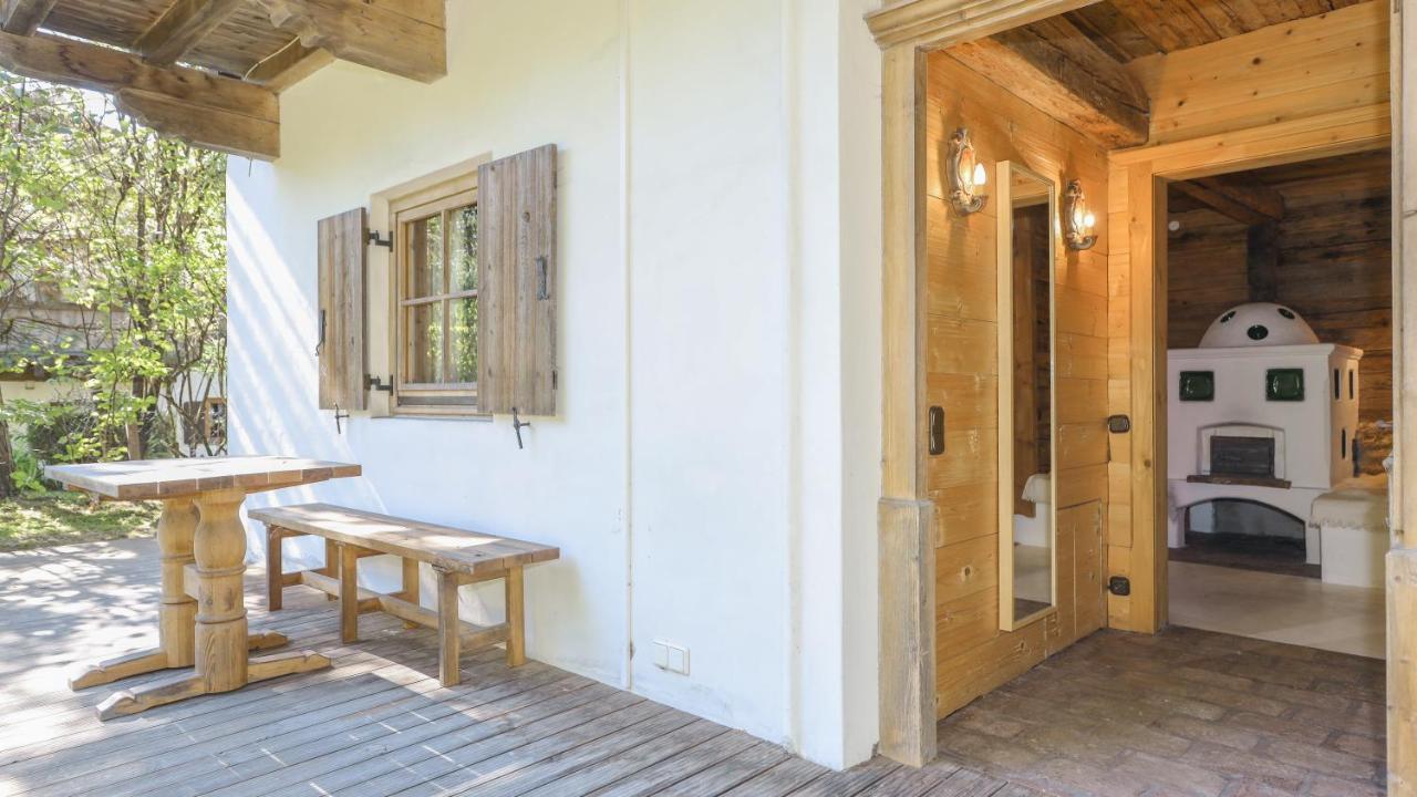 Chalet Stockerdoerfl - Alpencharm Mit Garten Кицбюел Екстериор снимка