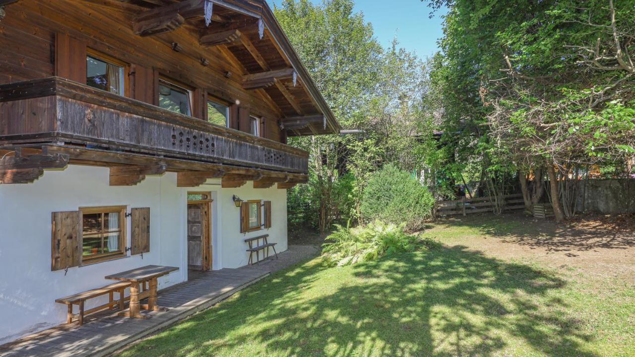 Chalet Stockerdoerfl - Alpencharm Mit Garten Кицбюел Екстериор снимка